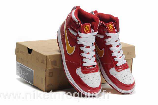 Rouge Nike Dunk (2)